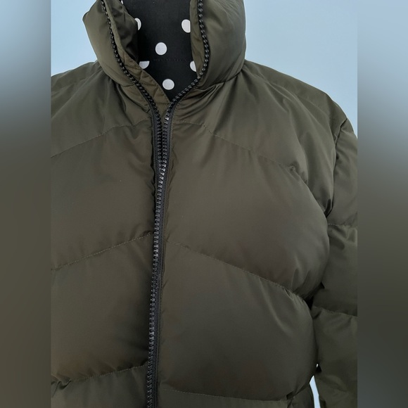NWOT Theory $425 Stand-Collar Puffer Coat in City Poly - green - Picture 3 of 6